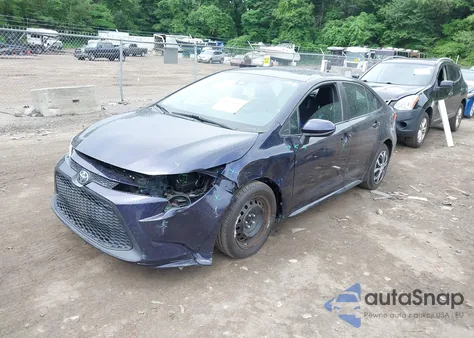2020 Toyota Corolla Le z USA, uszkodzony, nr VIN 5YFEPRAE7LP133638